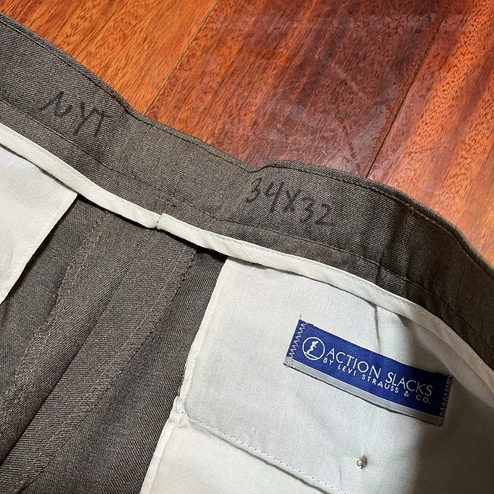Vintage Levis Pants Mens 35x28 Action Slacks Classic Preppy EUC READ 70's 80's